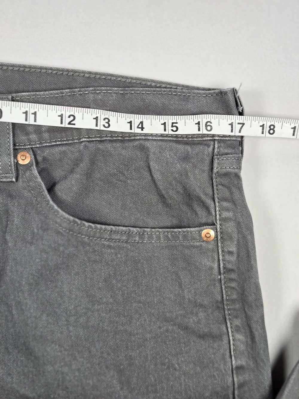 Levi's 505 Regular Fit Straight Leg Casual Minimalist Jeans Gray 34x32